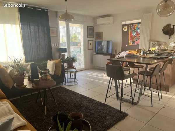 De particulier à particulier à vendre joli T4 Rez de jardin proximité périphérique