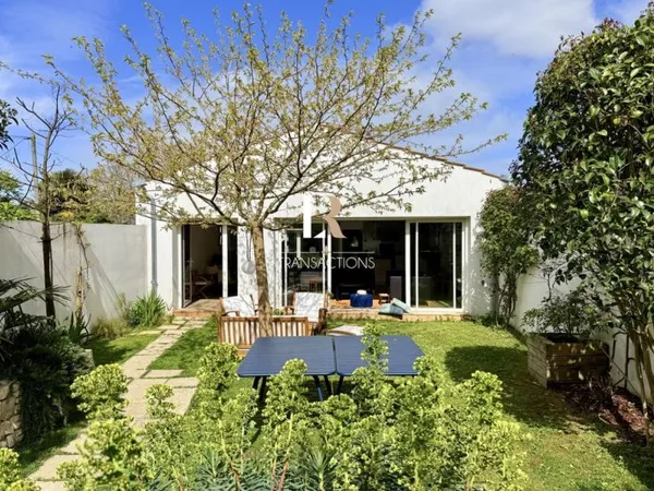 Maison de luxe 8 pièces 202 m²