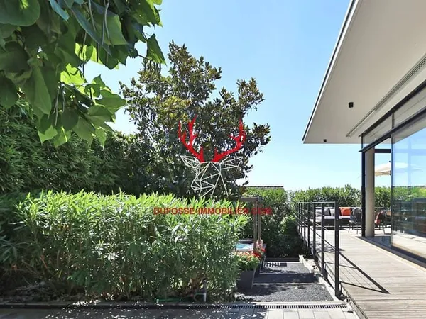 Maison contemporaine Soucieu En Jarrest 6 pièce(s) 135 m2