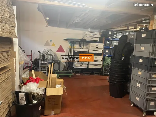 Local industriel 280 m²