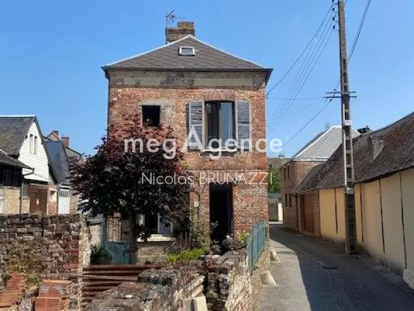 Maison en briques à restaurer