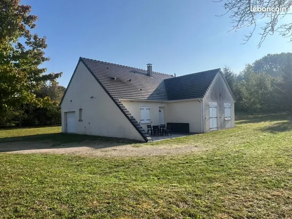 Ensemble immobilier stratégique : Maison 100m² + 3000m² CONSTRUCTIBLES