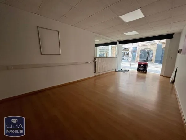 Local commercial 60 m²