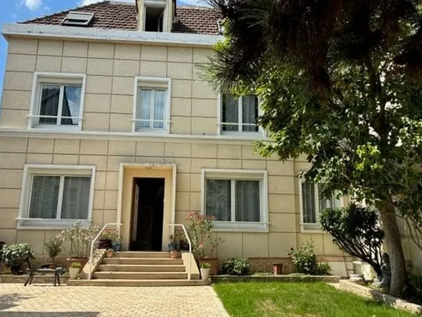 Maison 5 pièces 170 m²