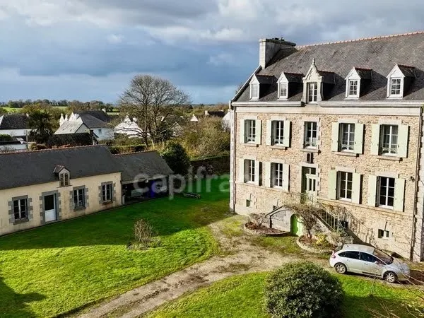 Propriété 13 pièces 416 m²