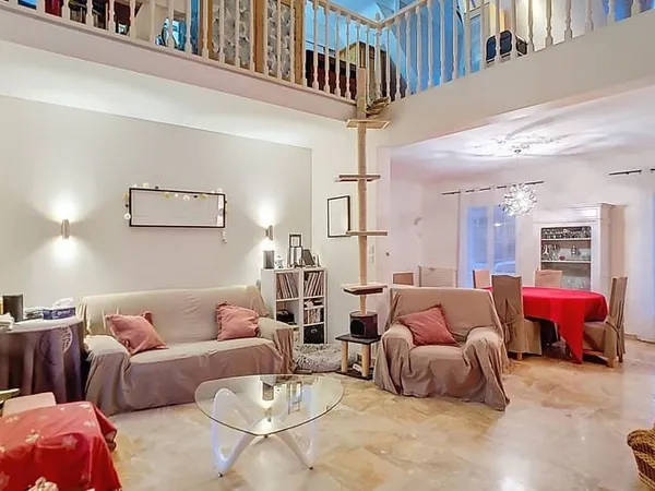 Maison 5 pièces 159 m²