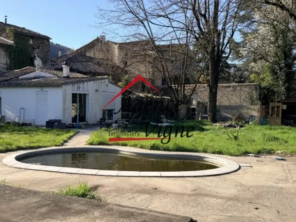 Villa 4 pièces 80 m²
