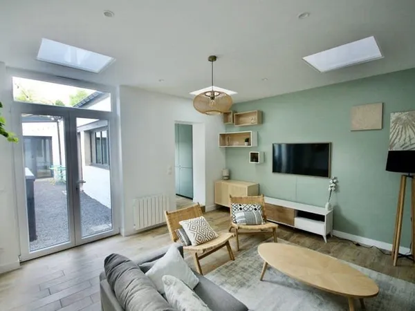 Appartement 2 pièces 150 m²