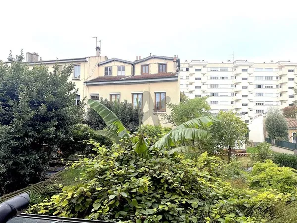 Coeur CROIX ROUSSE 4 pièces avec balcon