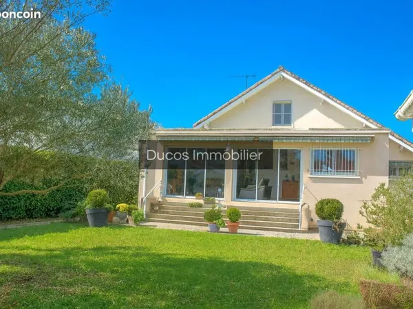 Maison 3 pièces 136 m²