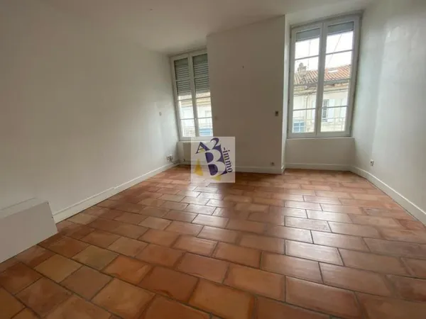 IMMEUBLE/ MAISON