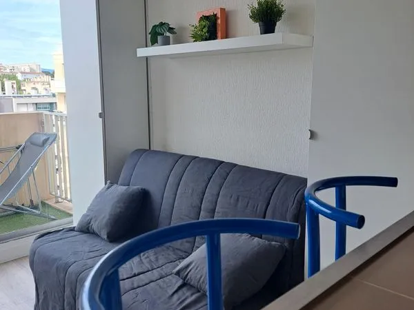 Studio meublé 18 m² avec balcon - Timone - Résidence sécurisée - Idéal étudiant sérieux