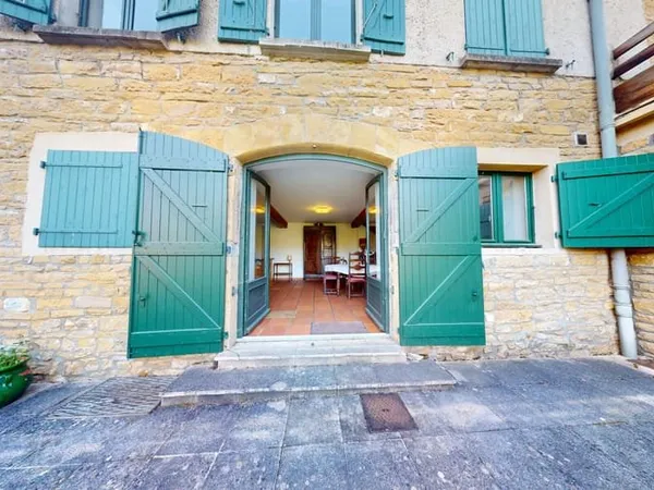Maison 6 pièces 198 m²