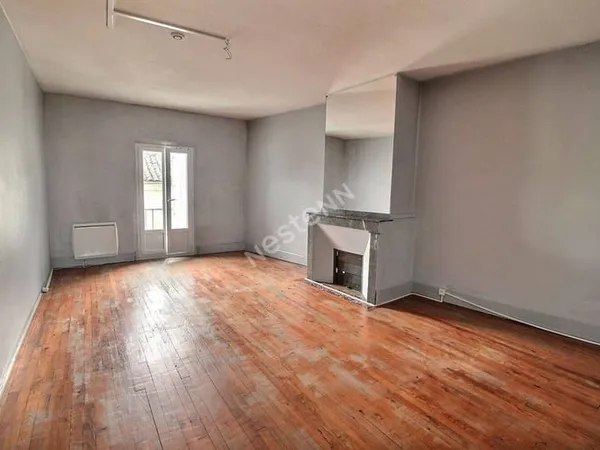 Local professionnel 112 m²