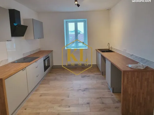 Appartement 4 pièces 77 m²