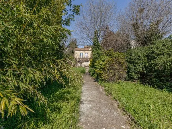 MAISON - CHAMBERTE