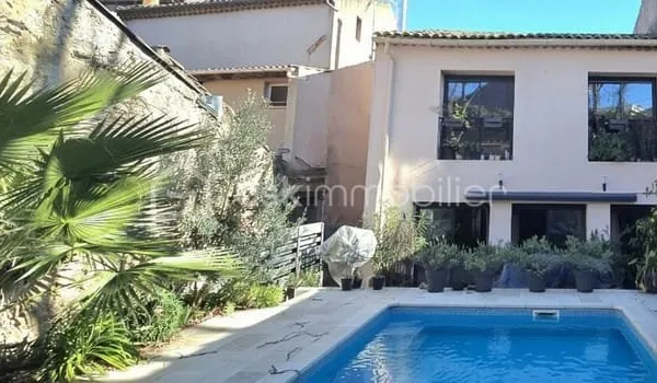 MAISON COSY en toute saison! 140 m², Centre de Paulhan, VOTRE COUP DE COEUR !? PISCINE-TERRASSE et G