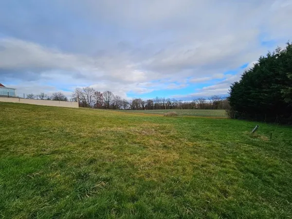 Terrain a bâtir 1471 m² Charmeil viabilisé