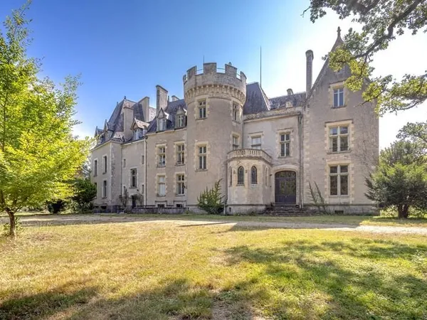 Château à vendre