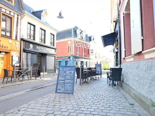 Fonds de commerce 275 m²