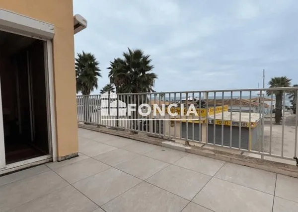 FRONT DE MER, SECTEUR MÔLE APPARTEMENT T2 + PARKING