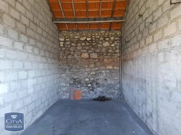 Stationnement Location Angoulême   67€