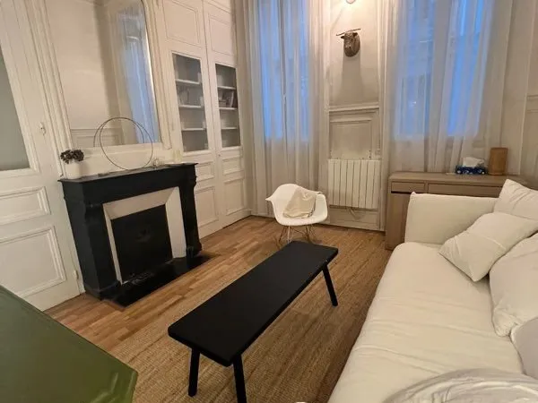 Studio meublé type Haussmanien Rouen centre