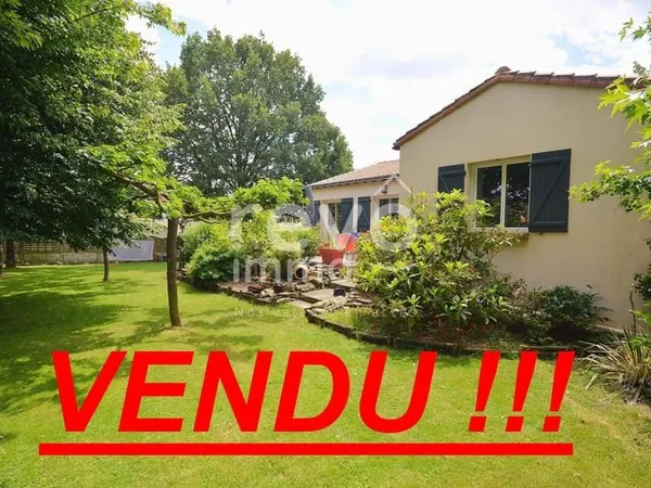 Maison contemporaine, spacieuse et impeccable