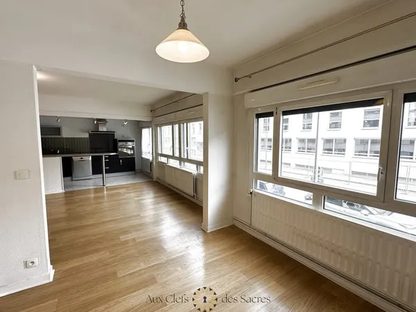 Appartement lumineux 4 pièces à Reims 86,66 m2