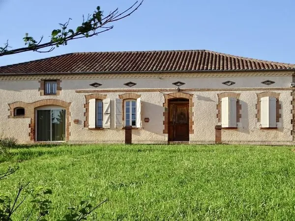 Maison 4 pièces 220 m²
