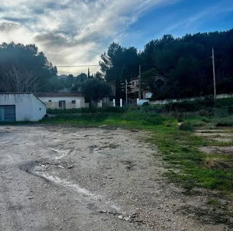 Terrain 540 m²
