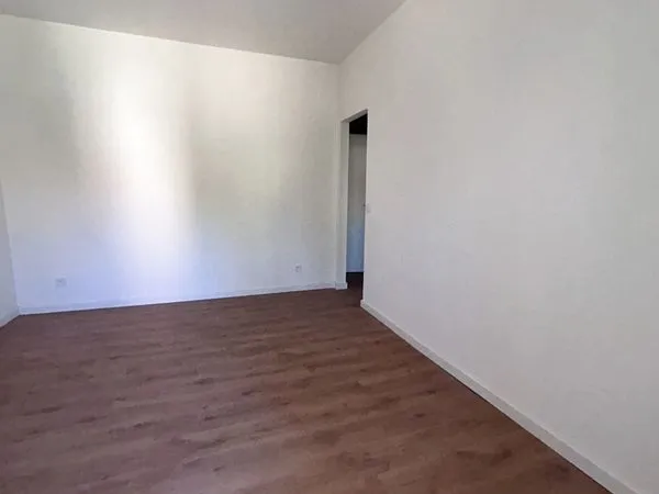 Studio 1 pièce 27 m²