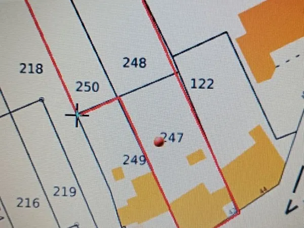 Maison 71 m² avec 1 047 m² de terrain constructible - Fort potentiel - Nozay