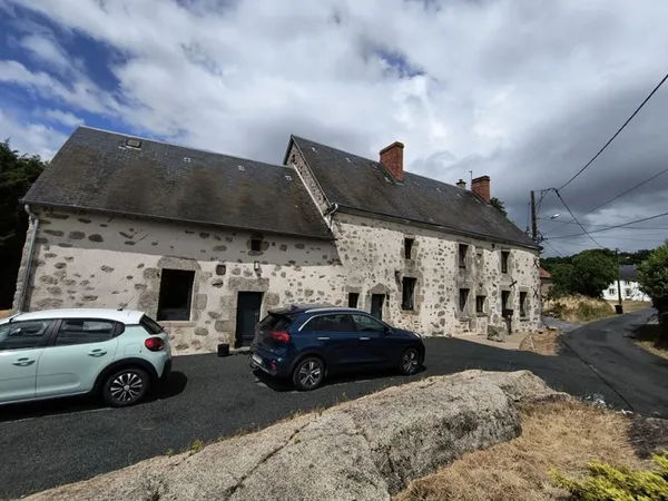 CREUSE- Près de La Souterraine- Maison de 4 chambres avec jardin