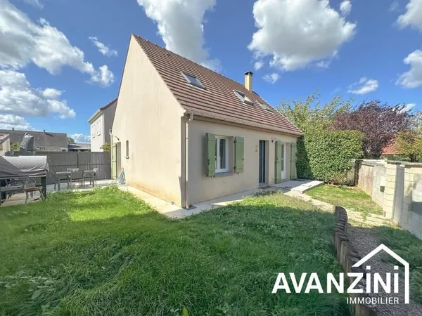 Maison individuelle 95 m² avec jardin et garage