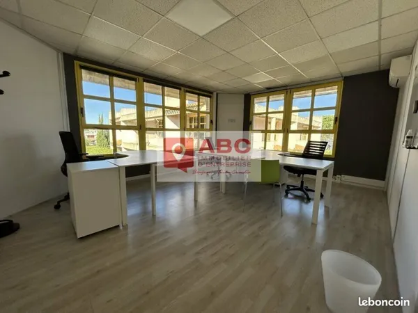 BUREAUX 457 m² MONTPELLIER