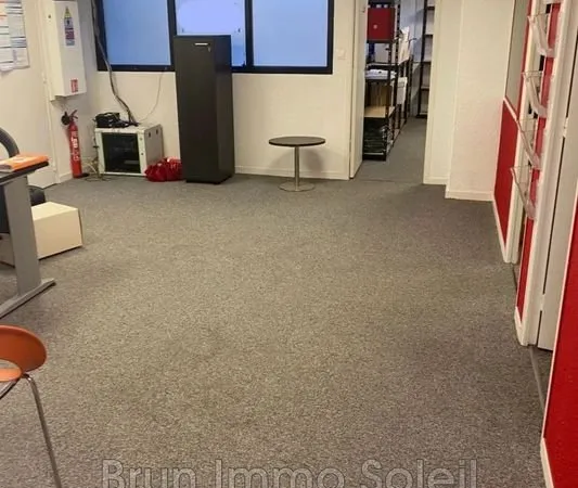 Local commercial 112 m² villleneuve loubet