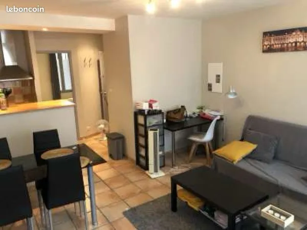 Compans Caffarelli. Joli T2 meublé près Métro B