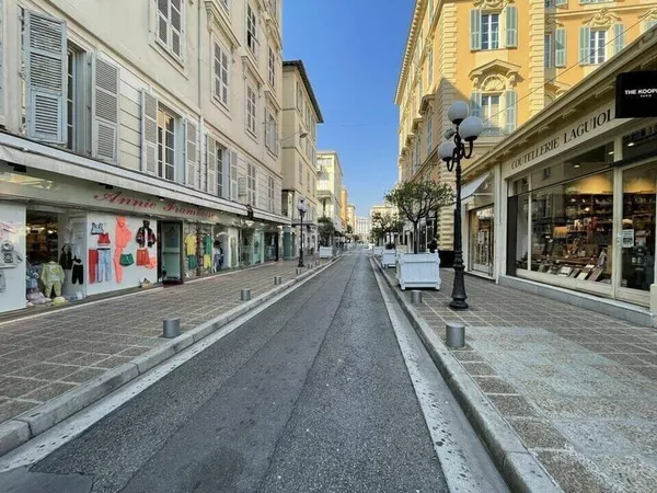 Local commercial 40 m²