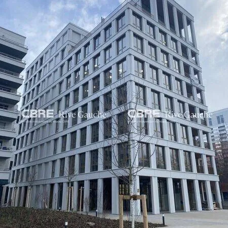 Bureaux 1076 m²