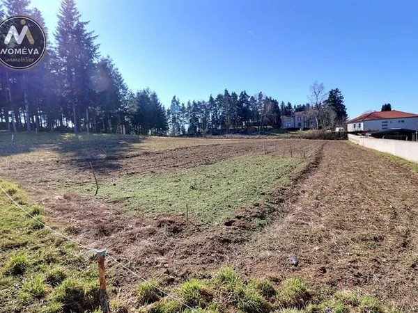 Terrain constructible 1635 m²