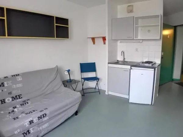 Studio 1 pièce 18 m²