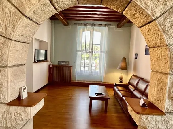 Maison 3 pièces 136 m²