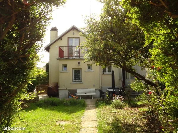 Maison Ancienne rénovée - 70 m² - Jardin 356 m²