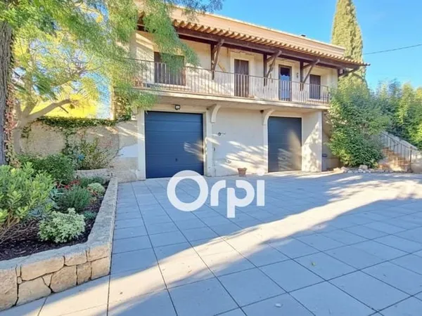 Maison 5 pièces 138 m²