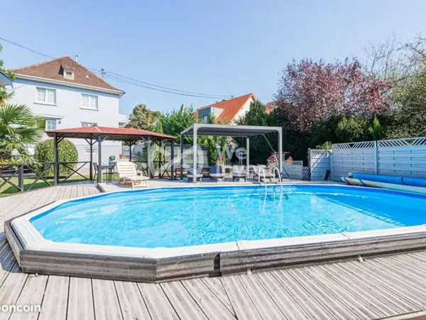 Propriété 6 pièces 193 m²