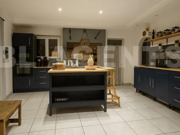 Maison 6 pièces 200 m²