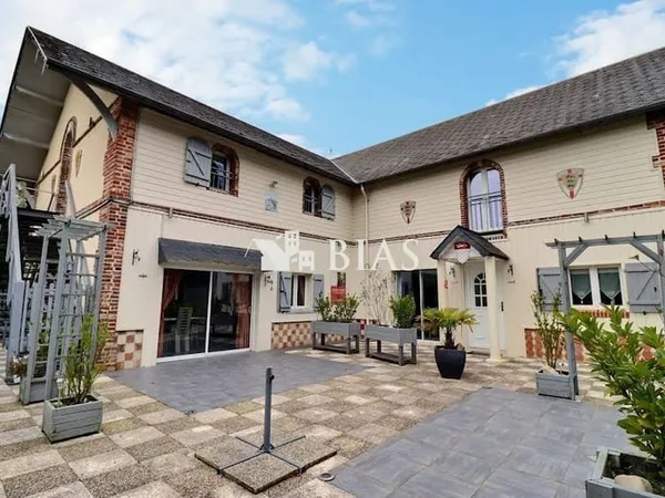 Maison 12 pièces 290 m²
