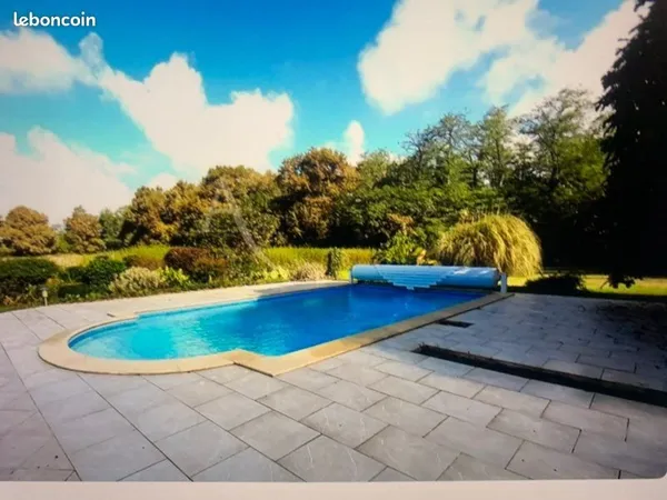 Maison + Gîte indépendant + Piscine sur 1,4 ha - Sans frais d'agence :300000