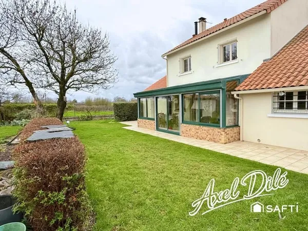 Maison familiale 9 pièces 142 m2